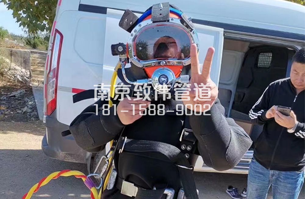 文康苑沉淀池清底